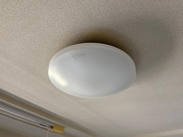 物件内観写真15　(照明器具)