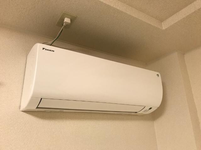 物件内観写真16　(エアコン)
