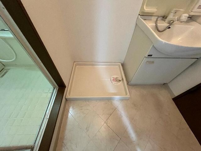 物件内観写真23　(洗濯機置場)