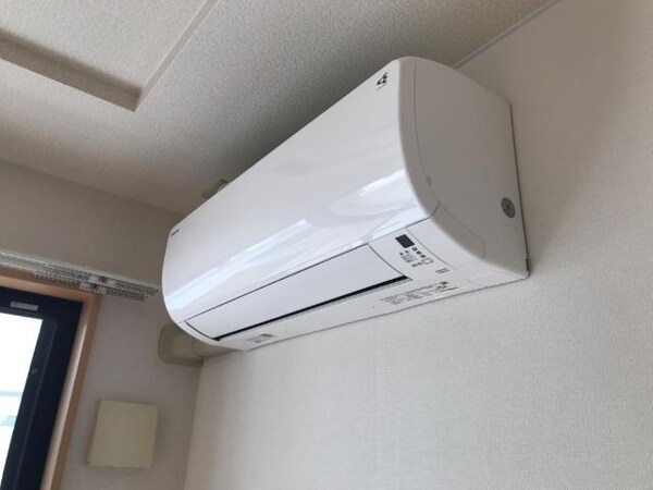 建物設備(エアコン)