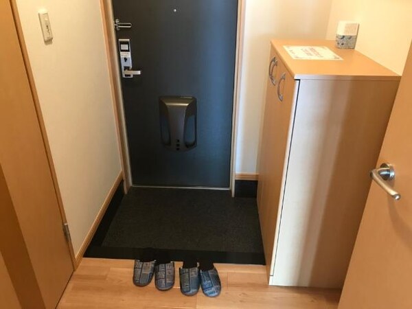 玄関(玄関)