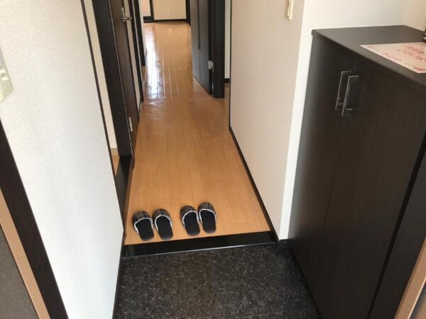 玄関(玄関)