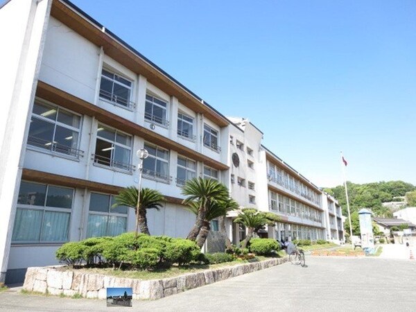 周辺環境(倉敷西小学校まで700m)