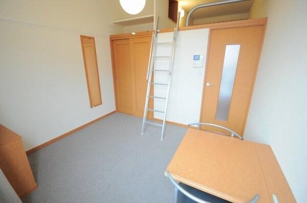 寝室(備品や設備仕様は号室等により異なります現地をご確認ください。)