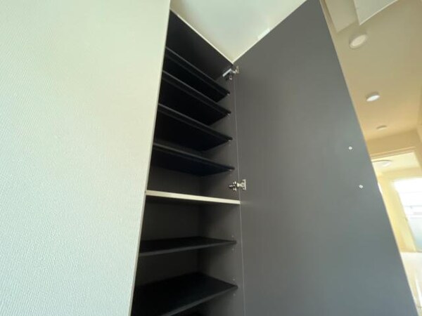 洗面・脱衣所(下駄箱)