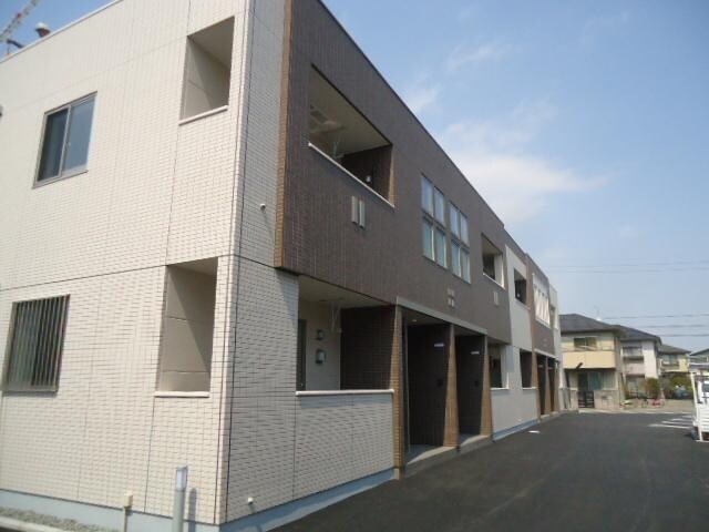 物件外観写真3　(外観写真（昼）)