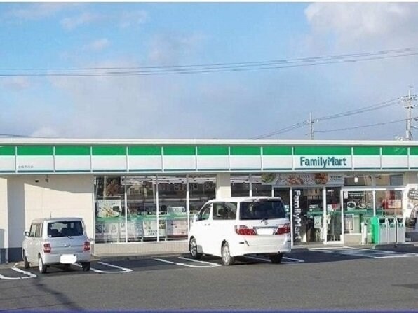 周辺環境(ファミリーマート下庄店まで1400m)