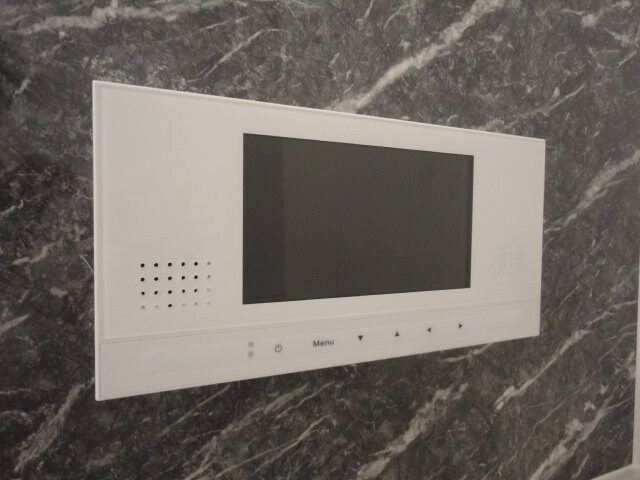 物件内観写真15　(浴室テレビ)