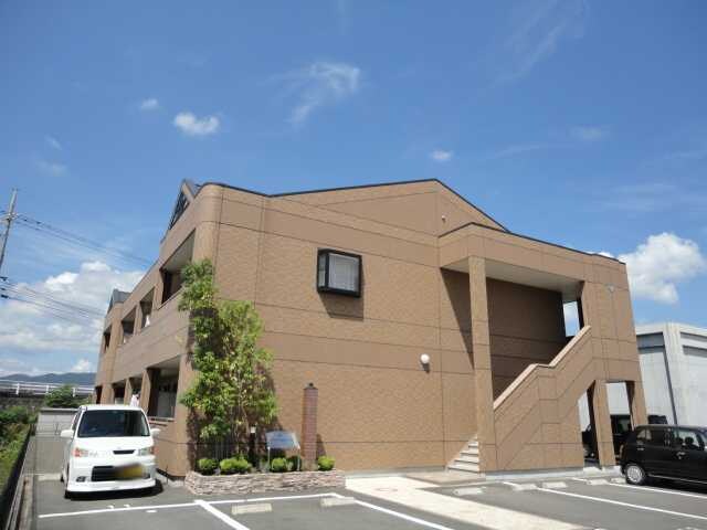物件外観写真2　(外観写真（昼）)