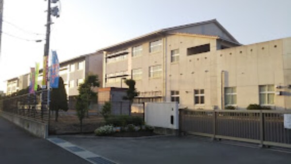 周辺環境(倉敷市立倉敷南小学校 1295m)