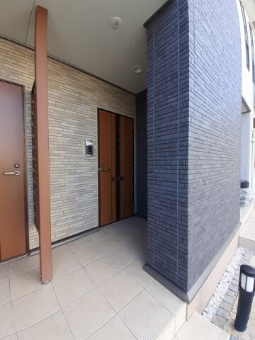 物件外観写真2　