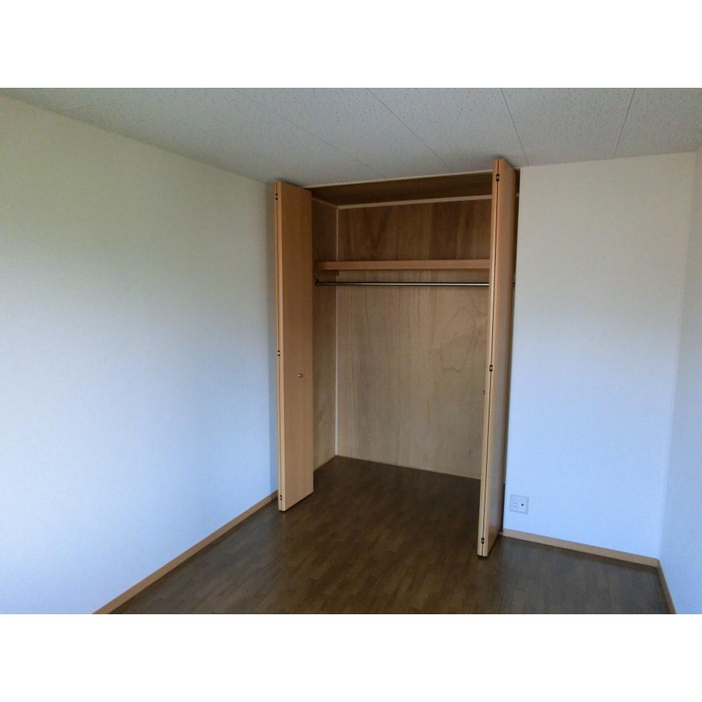 物件内観写真9　(洋室)