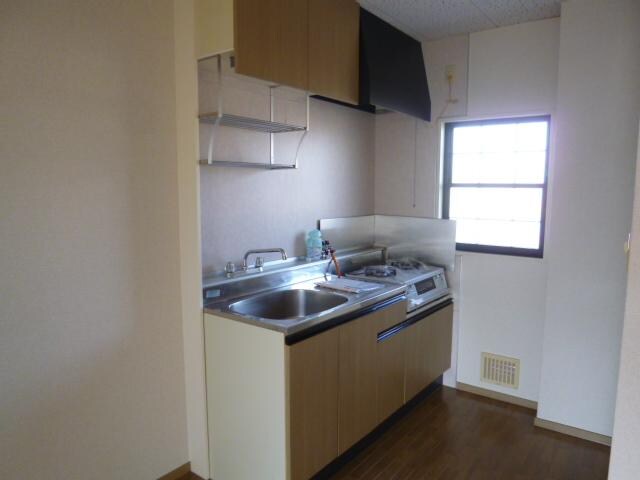 物件内観写真2　(リビング)