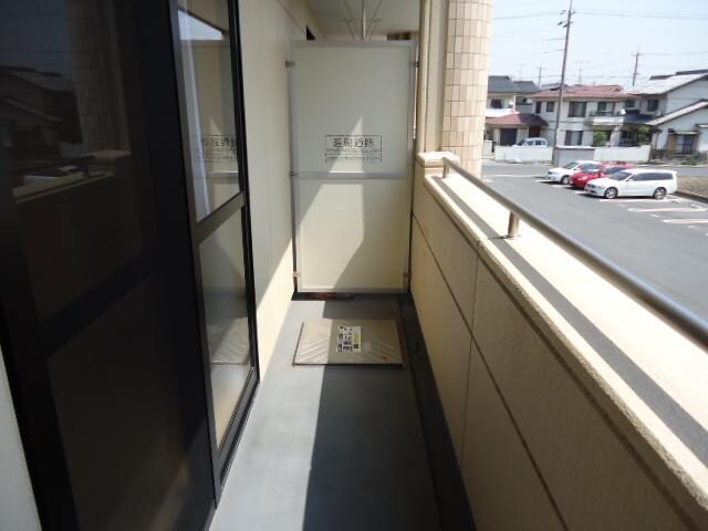 物件内観写真4　(ベランダ（イメージ）)