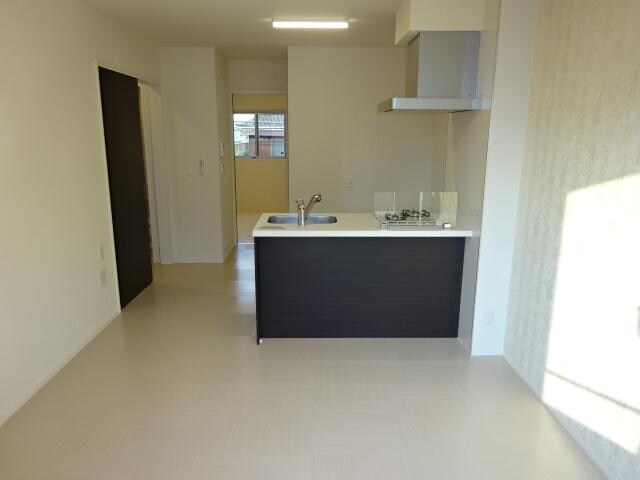 物件内観写真19　(リビング（エアコン・照明付き）)