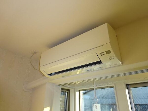 建物設備(エアコン)