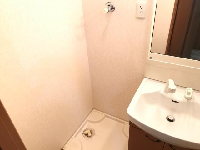 物件内観写真26　(洗濯機置場)