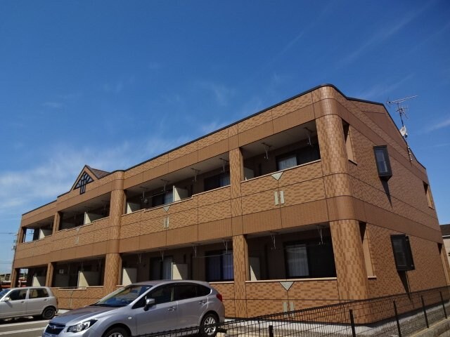 物件外観写真1　(外観写真（昼）)