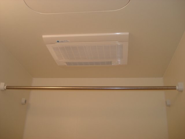 物件内観写真13　(浴室乾燥機)