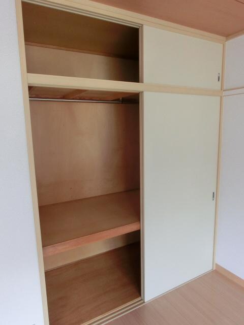 物件内観写真8　(収納)