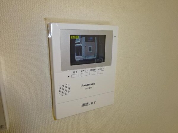 内装他(カメラ付インターホン)