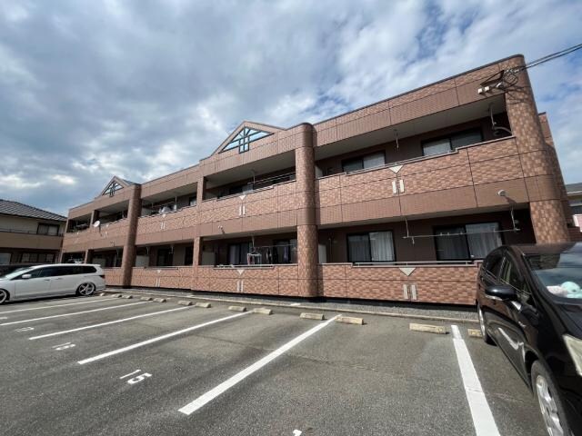 物件外観写真1　(外観写真（昼）)