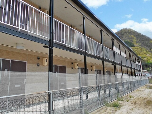 物件外観写真2　(備品や設備仕様は号室等により異なります現地をご確認下さい。)