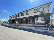 伯備線 総社駅 2階建 築9年の外観写真