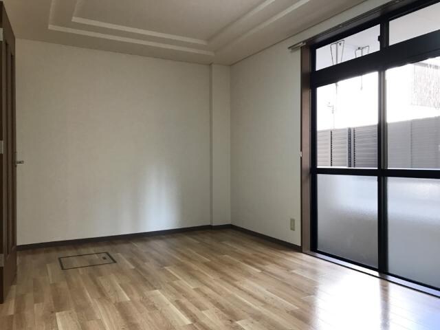 物件内観写真9　(室内)