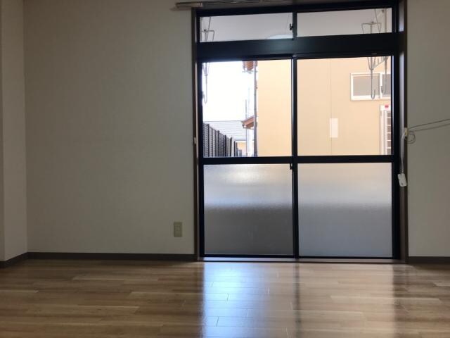 物件内観写真18　(室内)