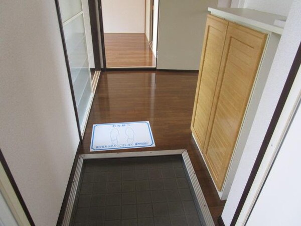 玄関(玄関)