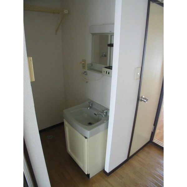 洗面・脱衣所(洗面所)