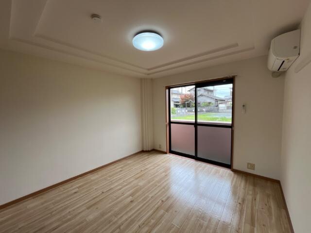 物件内観写真5　(室内)