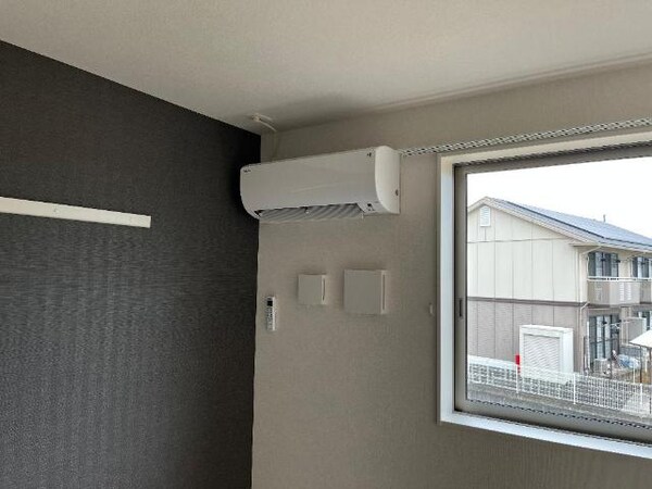 建物設備(エアコン)