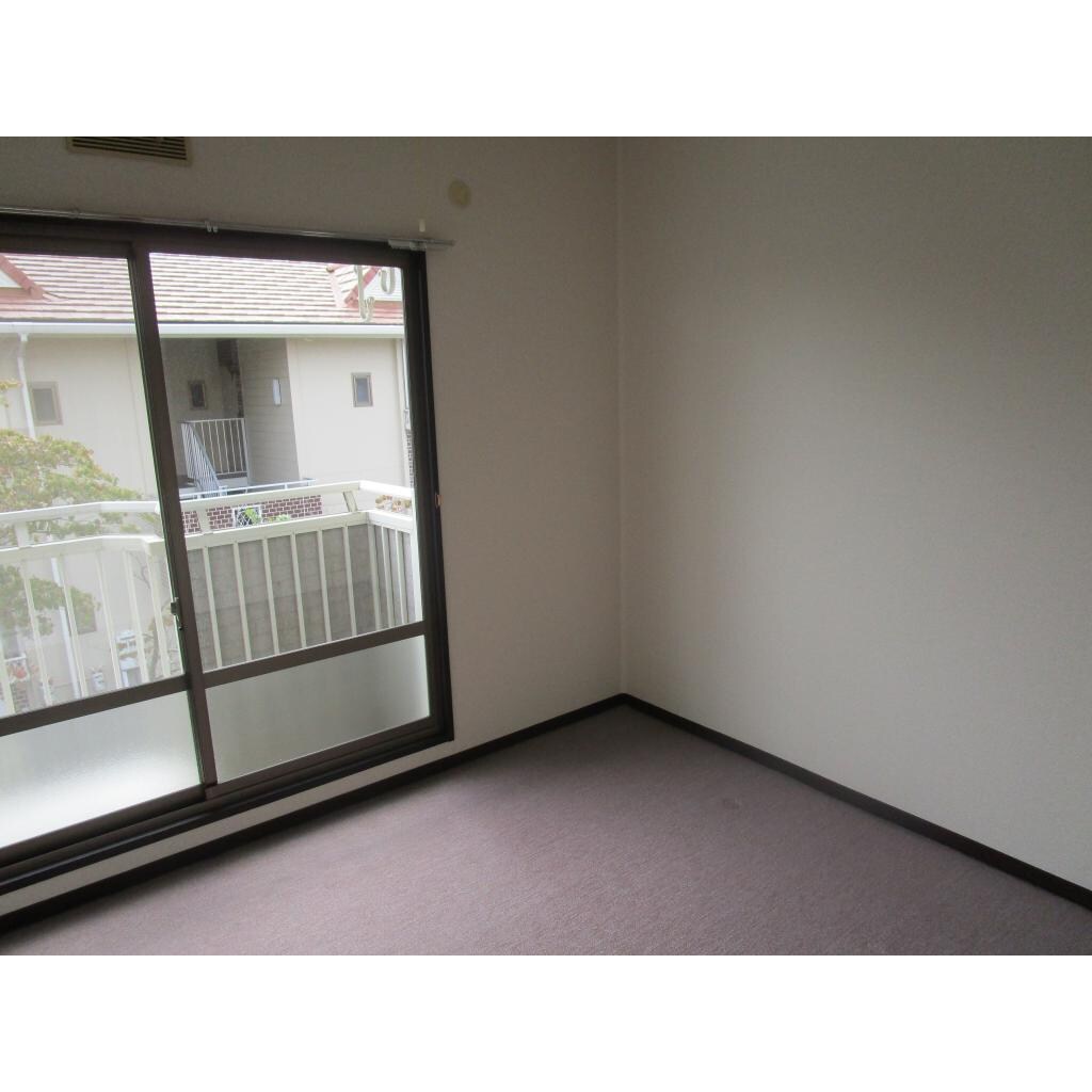 物件内観写真11　(洋室)