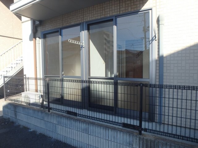 物件外観写真3　(大島　プリンス大島　2LDK　外観)