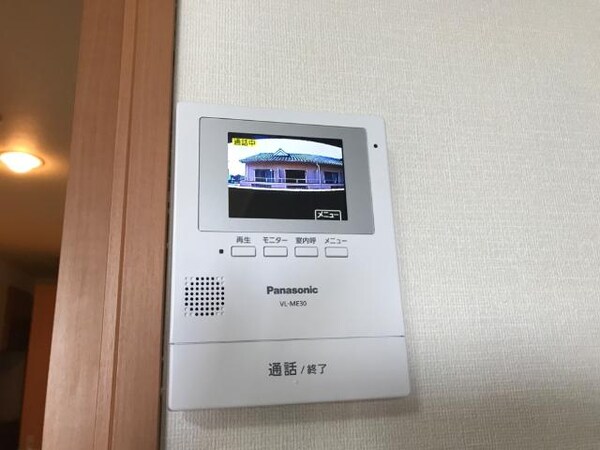 内装他(カメラ付インターホン)