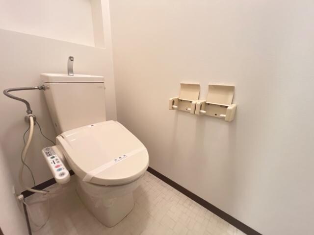 物件内観写真24　(トイレ)