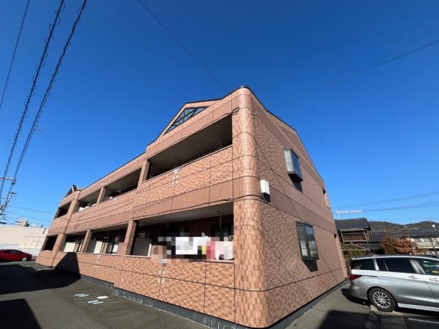 物件外観写真3　(外観写真（昼）)