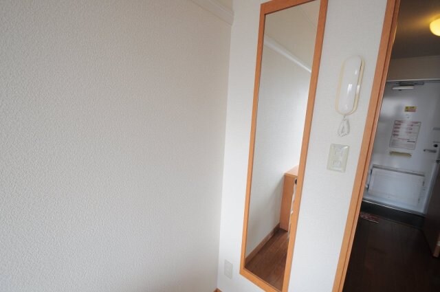 物件内観写真7　(備品や設備仕様は号室等により異なります現地をご確認ください。)