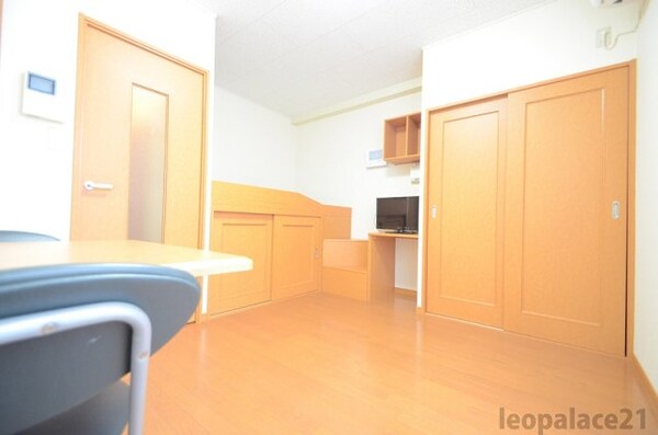 居室(備品や設備仕様は号室等により異なります。現地をご確認下さい。)