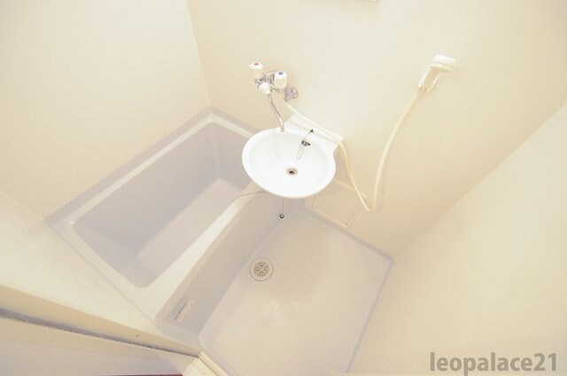 物件内観写真19　(備品や設備仕様は号室等により異なります。現地をご確認下さい。)