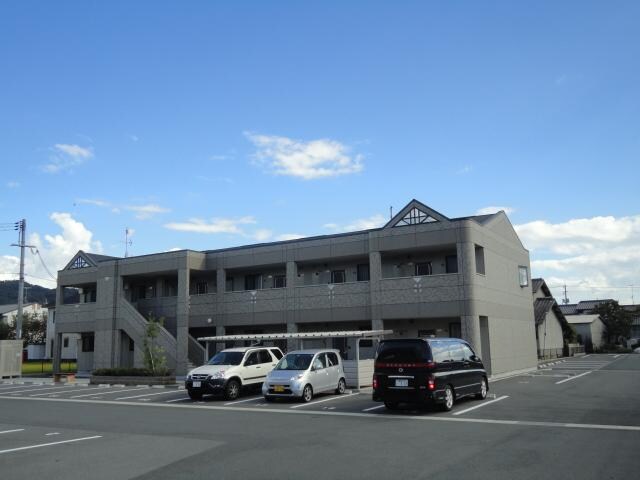 物件外観写真2　(外観写真（昼）)