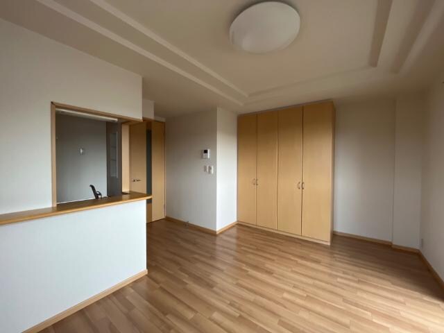 物件内観写真10　(リビング)