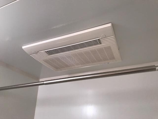 物件内観写真23　(浴室乾燥機)