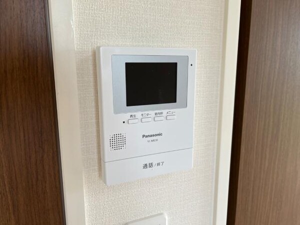 内装他(カメラ付インターホン)