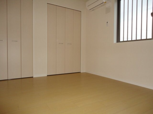 物件内観写真25　(北側洋室)