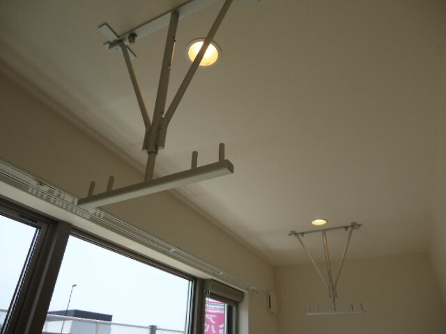 物件内観写真19　(室内物干)
