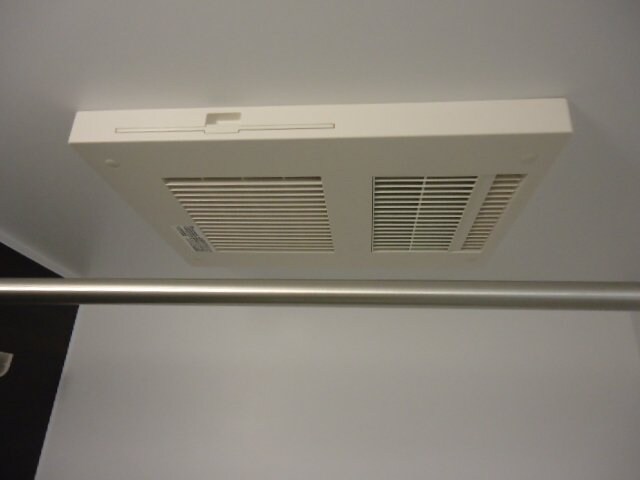物件内観写真26　(浴室換気乾燥機)