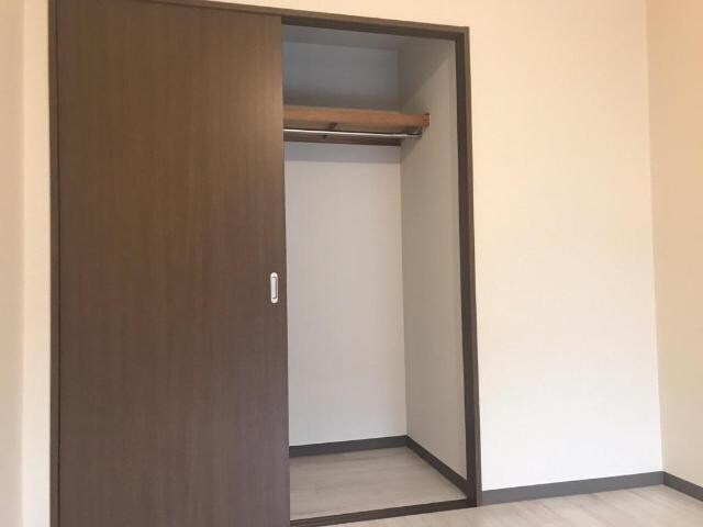 物件内観写真21　(収納)